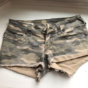 Womens Camo Jean Shorts